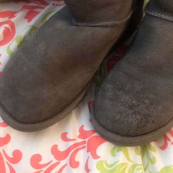 Woman’s UGG boots size 8 gray bailey button - Picture 3 of 6